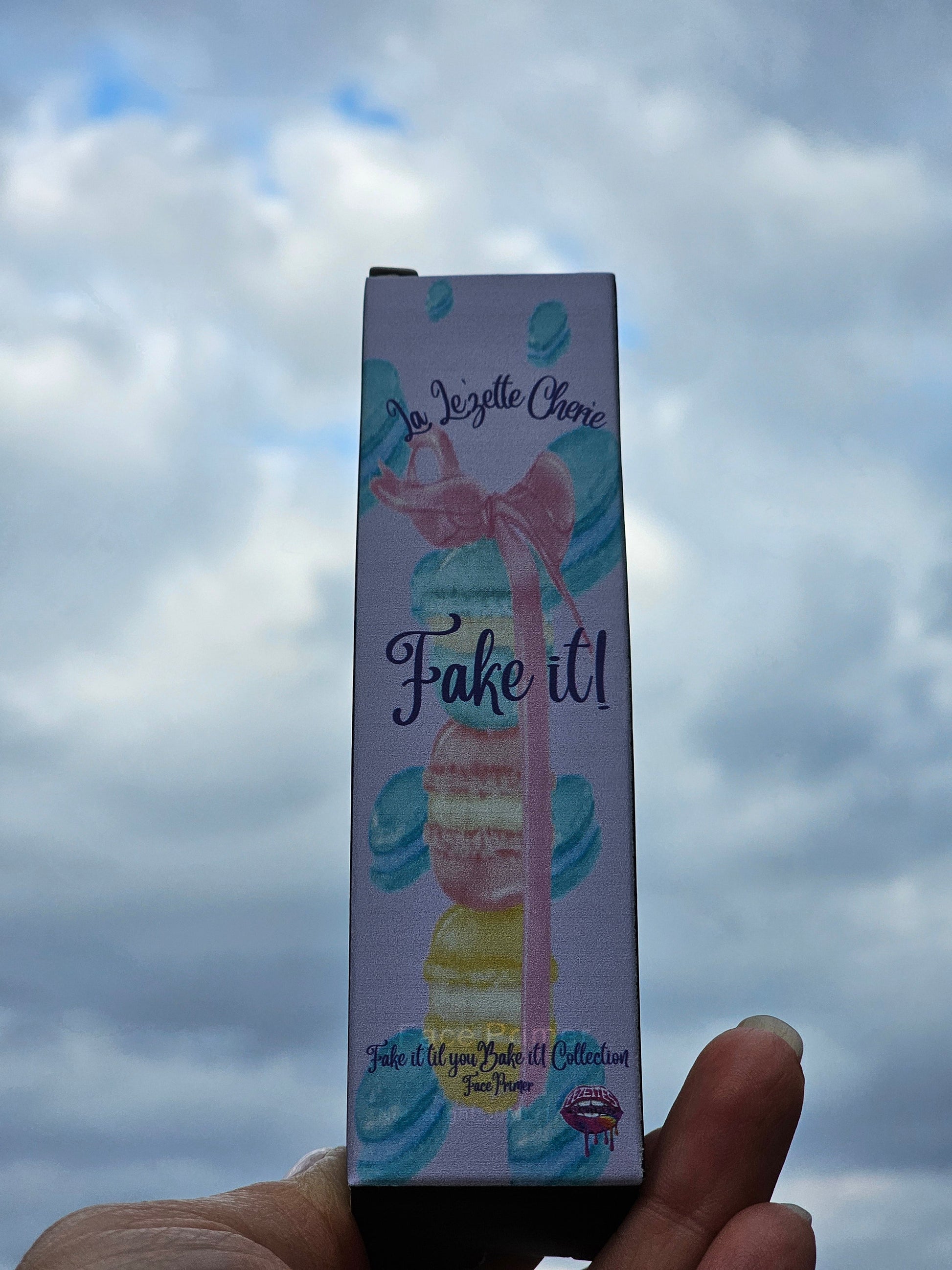 FAKE IT! BLURRING PRIMER LEZETTE'S BEAUTY WORLD LLC
