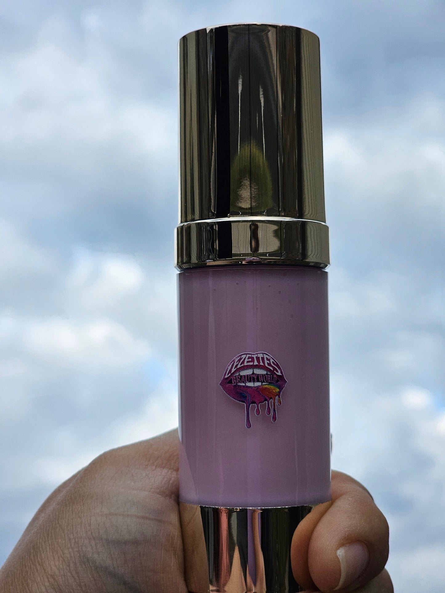 FAKE IT! BLURRING PRIMER LEZETTE'S BEAUTY WORLD LLC